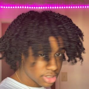 Meet your Posher, 𝙋𝙡𝙖𝙮𝙗𝙤𝙞𝙞